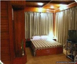 The Wild Crest Resort - Image 5