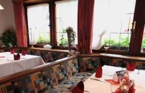 Hotel Gasthof Zum Hirsch - Image 2