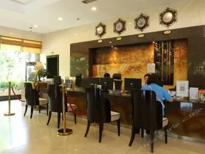 Oriental Landscape Holiday Hotel - Image 5