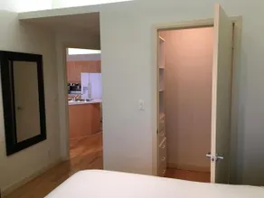 Toronto Luxury Accommodations 700 King Street - Image 5