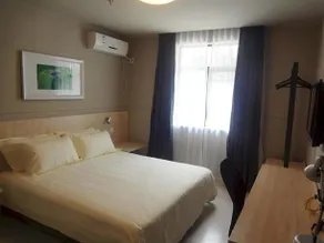 Haijin Business Hotel - Image 3