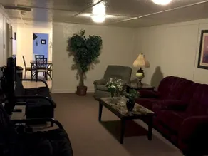 Ritz Motel & Lodging - Image 2
