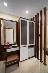 New Vision Palace Hotel - Image 2