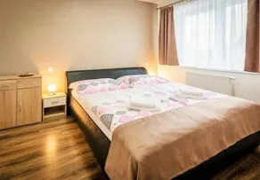 Panorama Apartments - Image 4