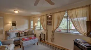 'Otter Cottage' Riverfront/Trailside Murphy Cabin - Image 4