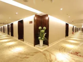 Red Star International Hotel - Image 4