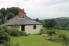 Glyn Arthur Lodge - Image 2