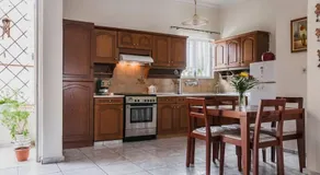 Anna's Beautiful Apartment - Image 3