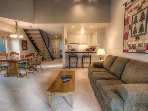 Comfortable Woodstock for 4 2 Br condo by RedAwning - Image 2