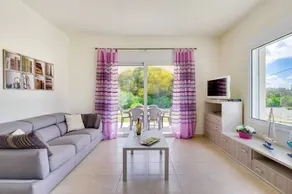 The Orange Tree House - Image 4