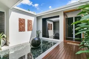 Coral Edge - Luxury Retreat - Image 3