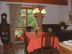 Tree Tops Bed And Breakfast - Image 3