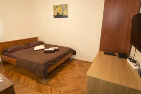 Nostromo Apartment - Image 4