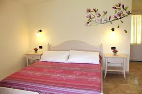 Chez Chantal - Image 4