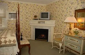 Castlemaine Inn - Image 2