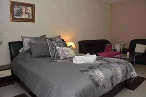 Guest House Vila Florida - Image 3