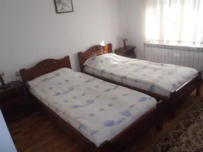 Mladenova House - Image 4