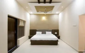 Hotel Utsav Inn - Image 5