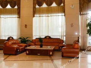 Huifeng Hotel - Image 4
