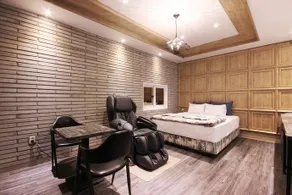 Ritz Motel - Image 2