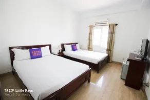 Little Gold Hotel - Image 3