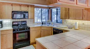 Sitzmark Family Home - Image 3
