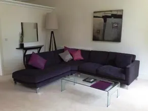 Douglas House - Image 5