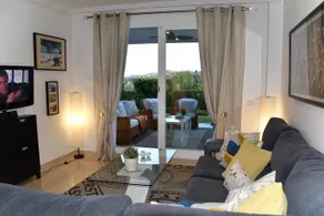 Apartment in La Mairena - Image 3