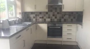 Red House Cottage - Image 2