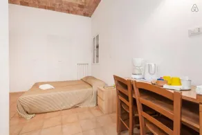 Eleven Rome Inn - Image 5
