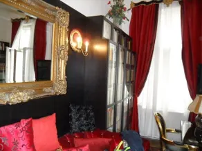 Luxury near Castle - Image 4