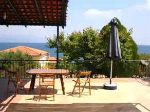 Alexandros Beachfront Apartments - Image 2