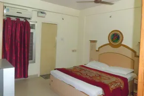 Hotel Ajantha Palace - Image 3