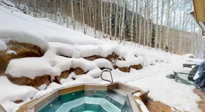 Spacious Mountain Retreat In East Vail - Image 2