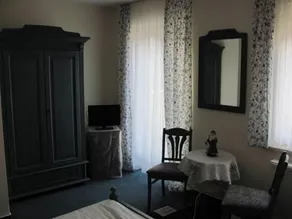 Hotel Kryom's 108 - Image 4