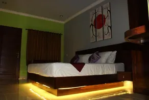 Omink House - Image 3