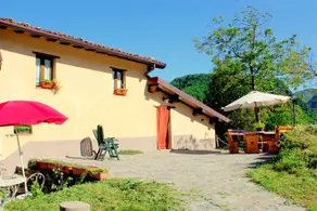Graceful Cottage in Vergemoli with Private Fenced Garden - Image 2