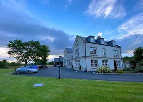 Bailey's Court, Guest Accommodation - Image 5