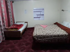 Rainbow Hostelier - Image 3