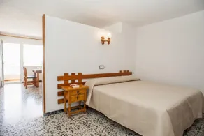 Apartamentos Es Arenals - Image 3
