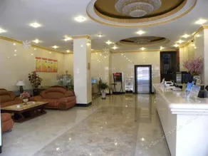 Jing Hua Hotel - Image 4