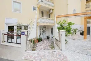 Budva Inn - Image 2