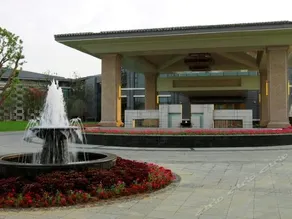 Jiyang Lake Hotel - Image 5