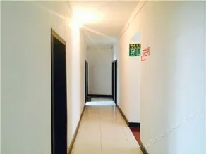 Caomen Express Inn - Image 3