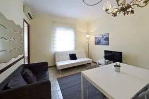 Suites4days Barcelona Paralel - Image 4