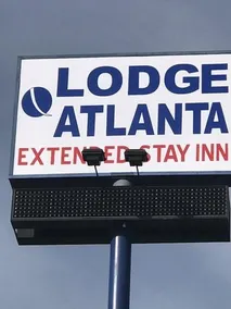 Lodge Atlanta - Image 4