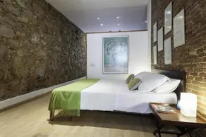 SuperLoft Barcelona Center - Image 4