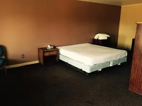 Paradise Inn - Image 5