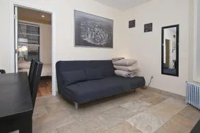 Cozy Two Bedrooms near Times Sq - NYC - Image 3