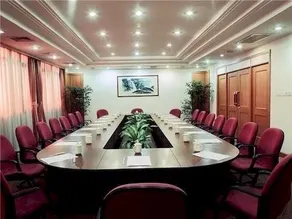 Yadu Business Hotel - Image 4